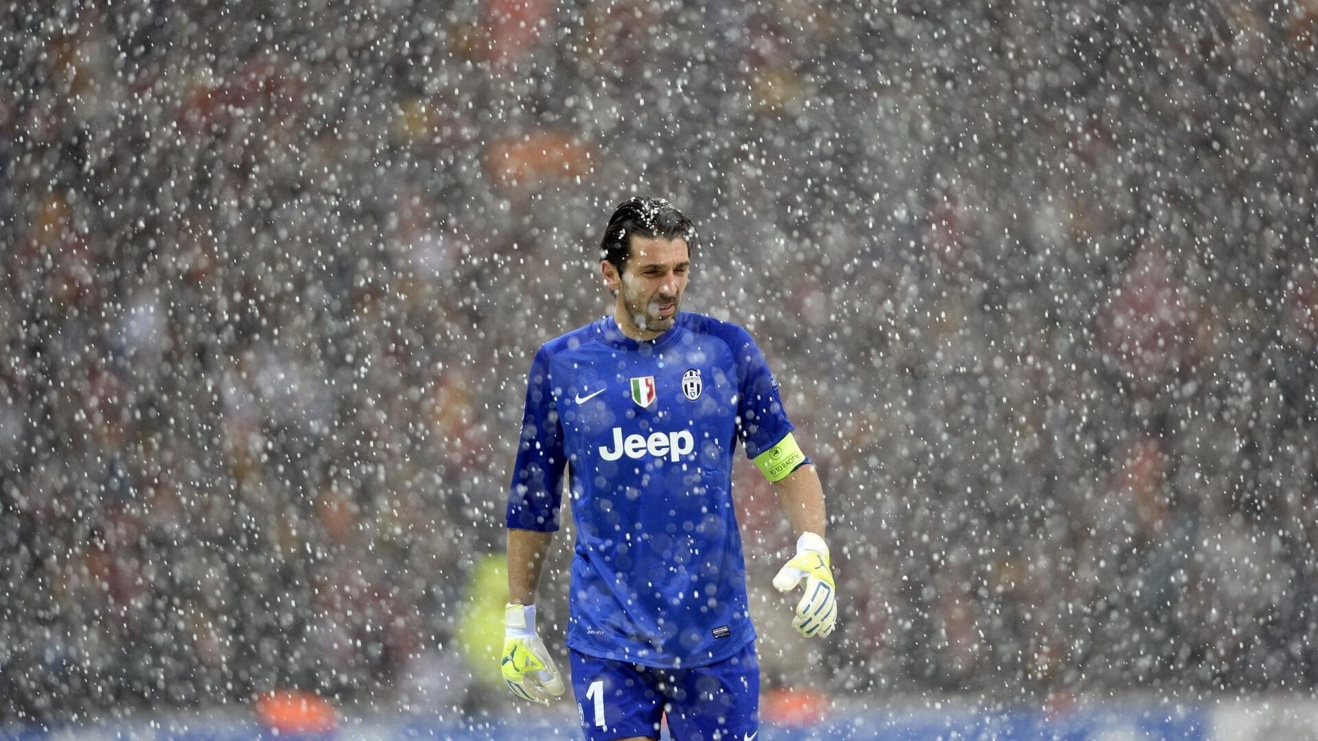 詹姆斯全能发挥率湖人逆转爵士,东契奇狂砍45分大号三双闪耀联盟