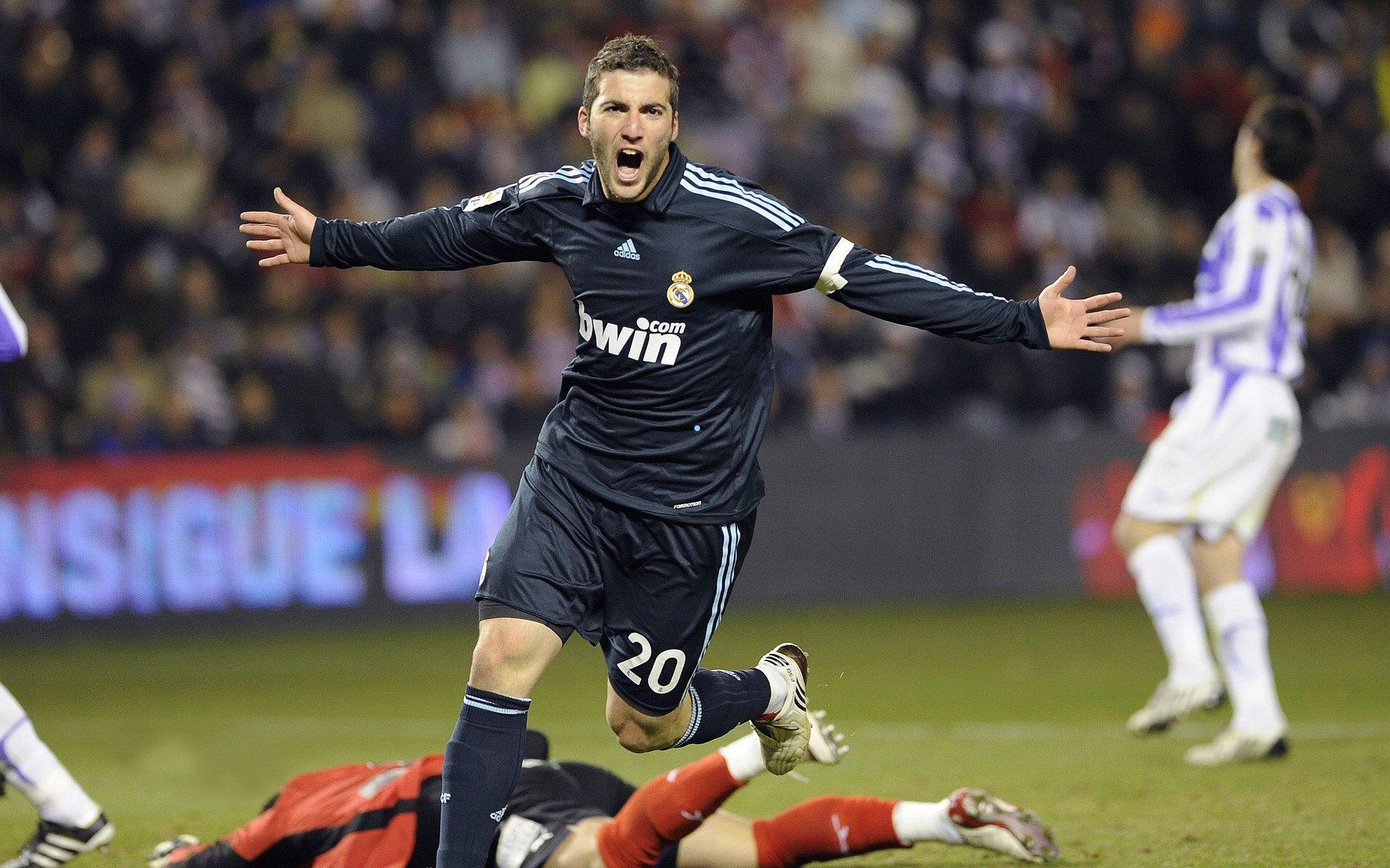 体坛专访彭啸,以干劲与拼劲谱写体育人生新篇章